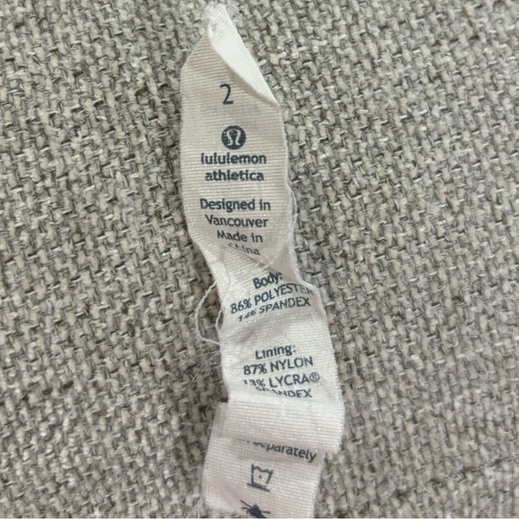 Lululemon Run Breeze By Skirt Skort Power Purple/Aqua Marine Size 2 - Picture 6 of 6